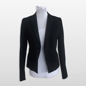Sophisticated, textured, semi-casual blazer